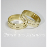 alianças de ouro com coração Aricanduva